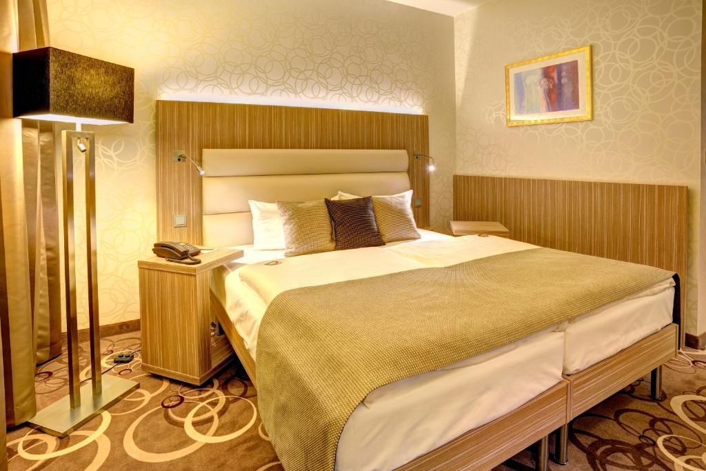 Nordwest-Hotel Бад-Цвішенан Номер фото